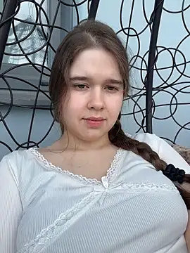 Snapshot of HornyGirlH chatting on May 23, 1:48 pm HornyGirlH online show from May 23, 1:48 pm