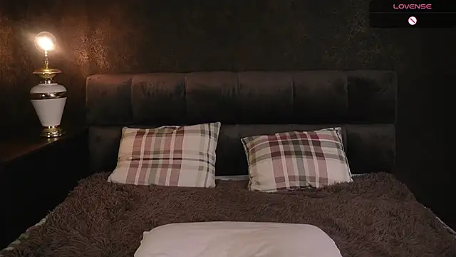 Snapshot of LinoAdaro chatting on September 14, 4:22 am LinoAdaro online show from September 14, 4:22 am