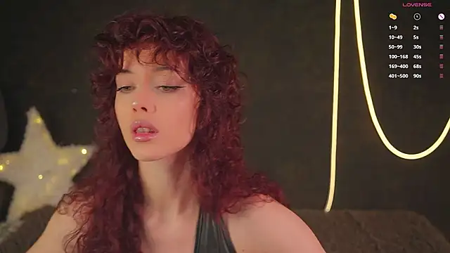 Snapshot of LinoAdaro chatting on February 13, 4:19 am LinoAdaro online show from February 13, 4:19 am