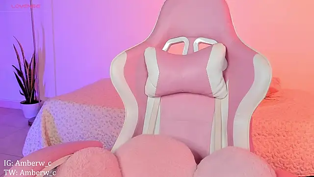 Ambeerouse online show from January 4, 2:25 am