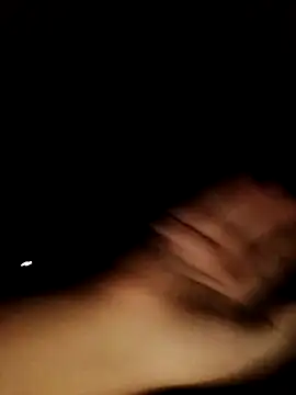 Snapshot of Annerae chatting on February 27, 4:07 pm Annerae online show from February 27, 4:07 pm