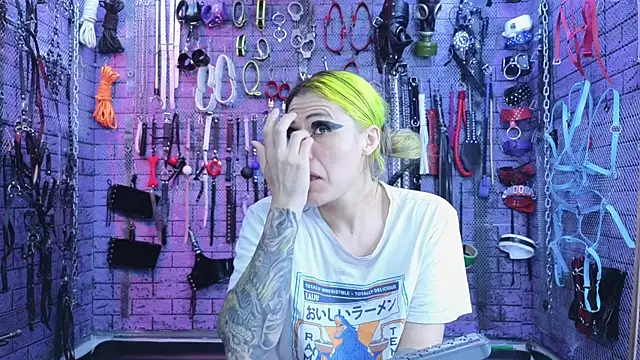 PANDORANEZZ online show from February 25, 1:09 am