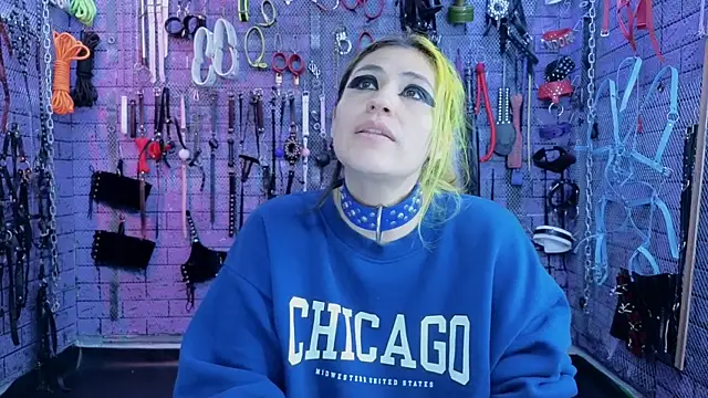 PANDORANEZZ online show from March 19, 12:15 am