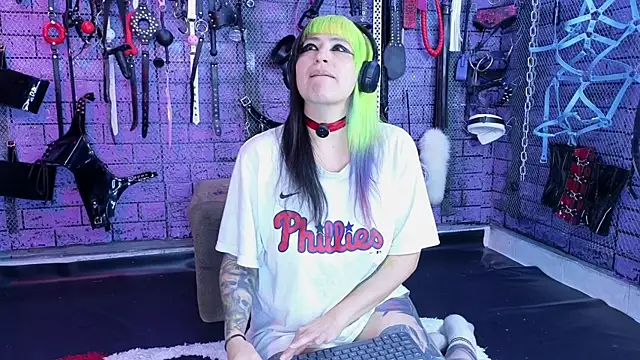 PANDORANEZZ online show from July 12, 10:01 pm