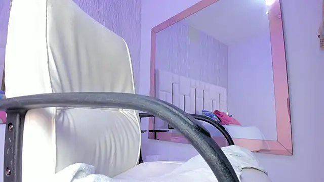 Meghan stonne  online show from October 4, 7:01 pm