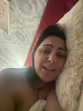 Snapshot of Emma_roqueen chatting on June 24, 10:09 pm Emma roqueen online show from June 24, 10:09 pm
