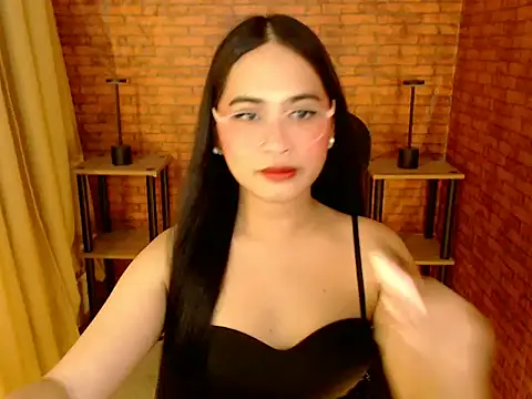 SandyMontero online show from July 10, 5:56 am