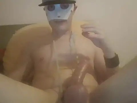 iluvhottenns online show from December 19, 6:34 pm