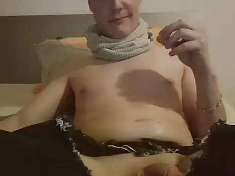 iluvhottenns online show from March 10, 8:34 pm