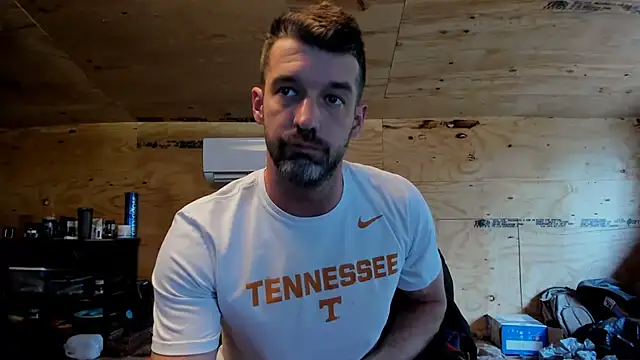 Snapshot of Kenny_Kyle chatting on February 1, 5:47 pm Kenny Kyle online show from February 1, 5:47 pm
