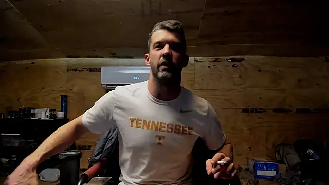 Snapshot of Kenny_Kyle chatting on February 2, 2:59 am Kenny Kyle online show from February 2, 2:59 am