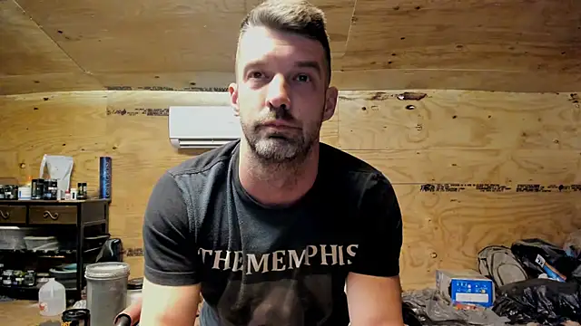 Snapshot of Kenny_Kyle chatting on February 23, 12:51 am Kenny Kyle online show from February 23, 12:51 am