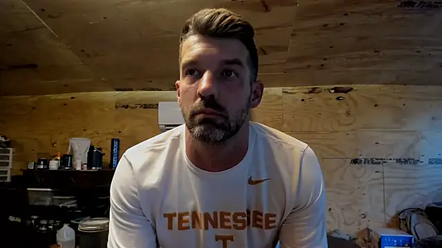 Snapshot of Kenny_Kyle chatting on March 12, 11:33 pm Kenny Kyle online show from March 12, 11:33 pm