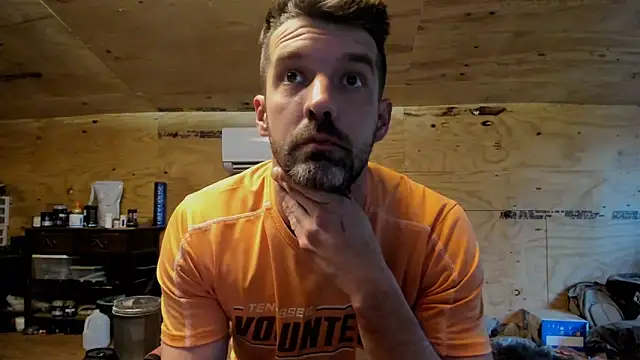 Snapshot of Kenny_Kyle chatting on March 15, 10:33 pm Kenny Kyle online show from March 15, 10:33 pm