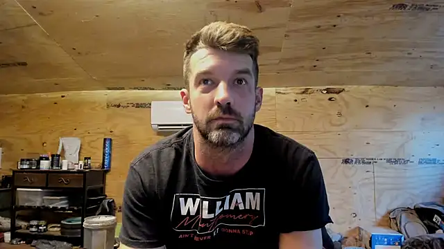 Snapshot of Kenny_Kyle chatting on March 18, 11:31 pm Kenny Kyle online show from March 18, 11:31 pm