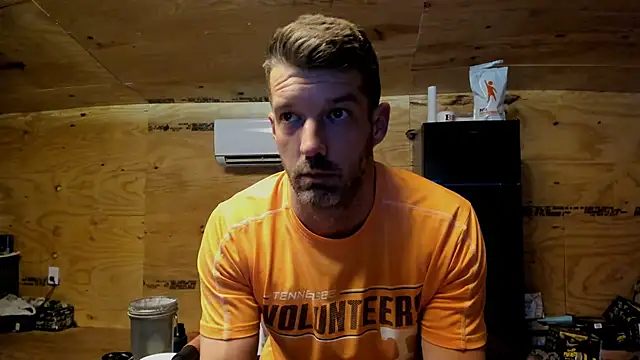 Snapshot of Kenny_Kyle chatting on September 20, 3:18 am Kenny Kyle online show from September 20, 3:18 am