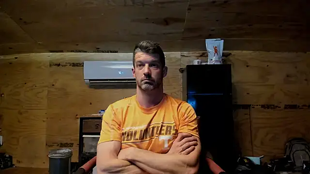 Snapshot of Kenny_Kyle chatting on October 15, 3:50 am Kenny Kyle online show from October 15, 3:50 am