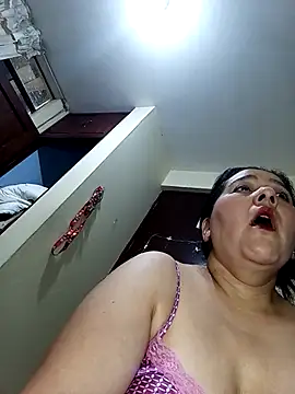 Gatubela212 online show from February 1, 10:30 pm