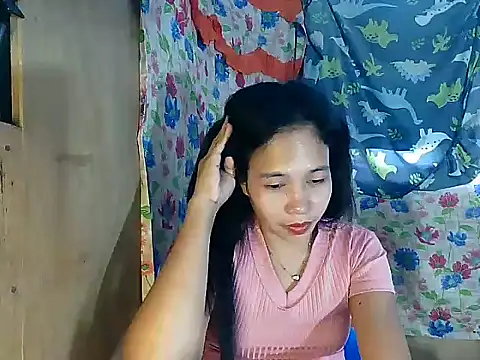 Snapshot of PinaySkinnyGirl chatting on March 23, 9:24 am PinaySkinnyGirl online show from March 23, 9:24 am