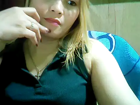 ashlylove25 online show from October 4, 11:03 pm