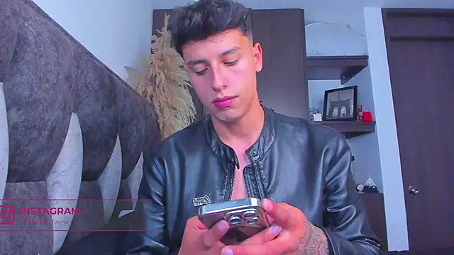 Snapshot of I_Gabriel chatting on January 12, 1:42 am I Gabriel online show from January 12, 1:42 am