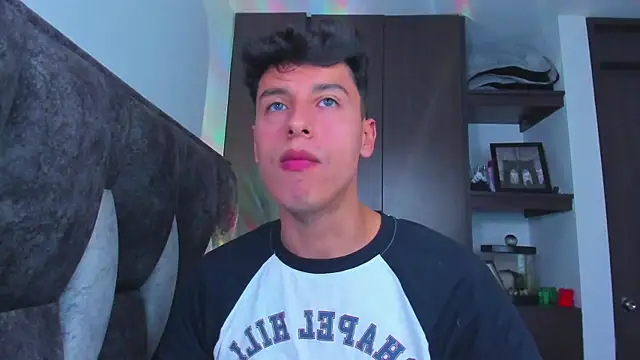 Snapshot of I_Gabriel chatting on January 22, 8:28 pm I Gabriel online show from January 22, 8:28 pm