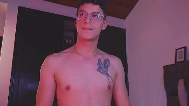 Snapshot of I_Gabriel chatting on December 18, 3:45 am I Gabriel online show from December 18, 3:45 am