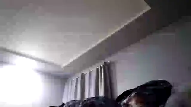 khloebanques online show from January 31, 3:20 am