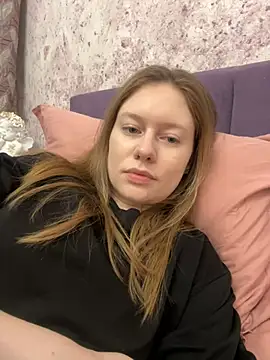 ConnieDaw online show from December 19, 10:34 am