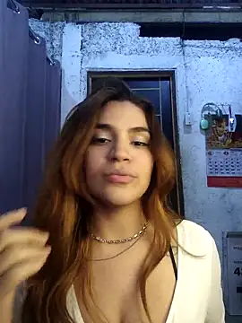 Snapshot of SexyFriends_ chatting on April 24, 11:29 pm SexyFriends online show from April 24, 11:29 pm
