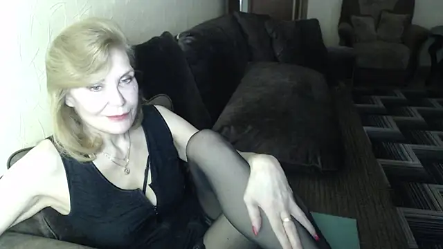 Sexy Irene online show from April 28, 5:12 am
