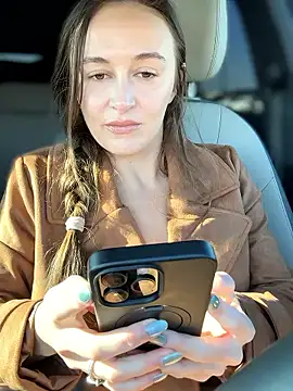 lunagirl13 online show from January 17, 9:29 pm