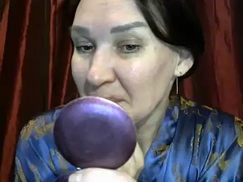 Snapshot of PrettyAndWild chatting on December 5, 2:55 pm PrettyAndWild online show from December 5, 2:55 pm