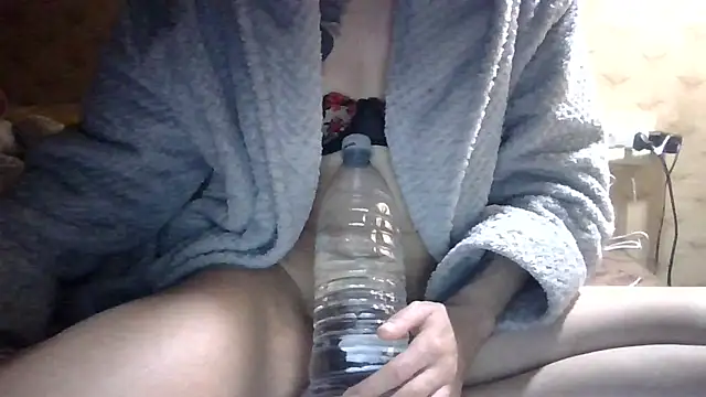 fabiolagg online show from December 4, 8:39 pm