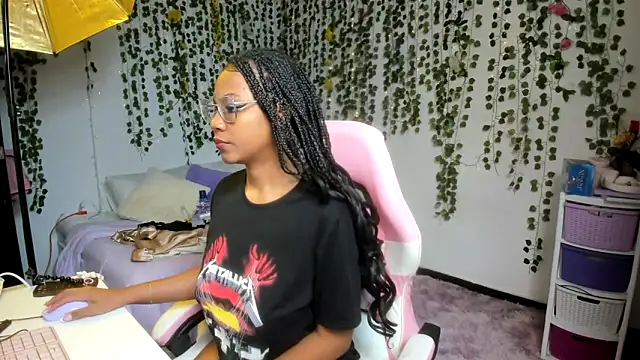 violeta milleer online show from January 7, 4:09 pm