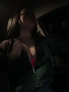 Snapshot of GeorginaJones chatting on March 16, 1:49 am GeorginaJones online show from March 16, 1:49 am