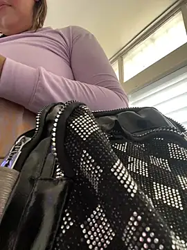 Snapshot of Lia_sexx chatting on March 2, 6:59 pm Lia sexx online show from March 2, 6:59 pm