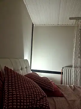 TamaraSavage online show from December 18, 12:29 pm