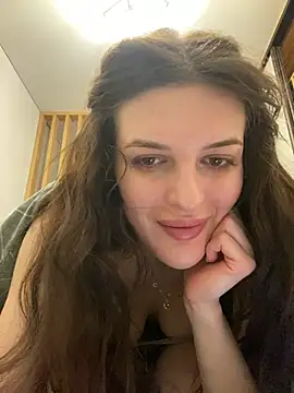 little belucci online show from February 16, 8:44 pm