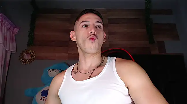 Snapshot of jonathanjeremiah chatting on March 14, 11:12 am jonathanjeremiah online show from March 14, 11:12 am