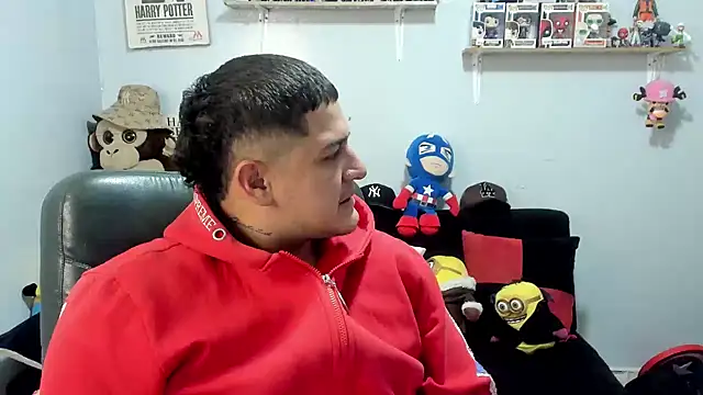 Snapshot of ney_22 chatting on April 24, 10:45 pm ney 22 online show from April 24, 10:45 pm