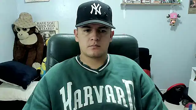 Snapshot of ney_22 chatting on April 29, 2:10 pm ney 22 online show from April 29, 2:10 pm