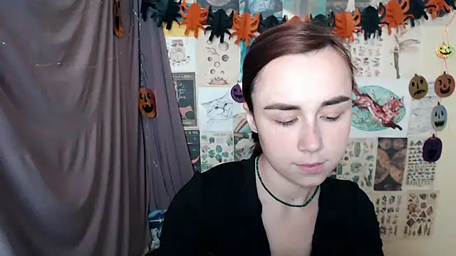 VeryVeryVeryShy  online show from October 20, 5:52 am