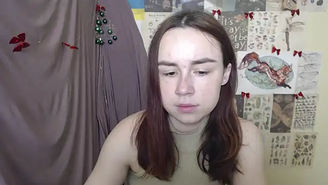 VeryVeryVeryShy  online show from December 20, 6:31 am