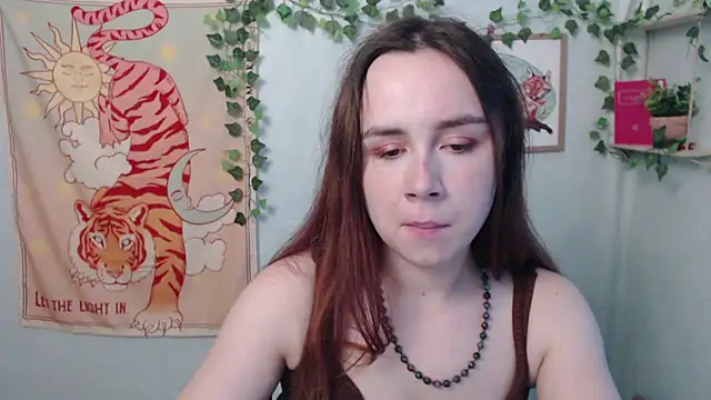 Snapshot of VeryVeryVeryShy_ chatting on July 11, 5:43 am VeryVeryVeryShy online show from July 11, 5:43 am