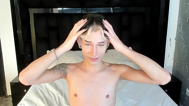 AndyWiilliams online show from January 3, 8:54 pm