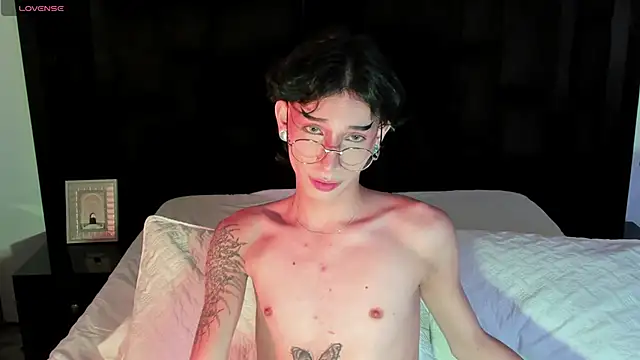 AndyWiilliams online show from February 13, 11:58 pm