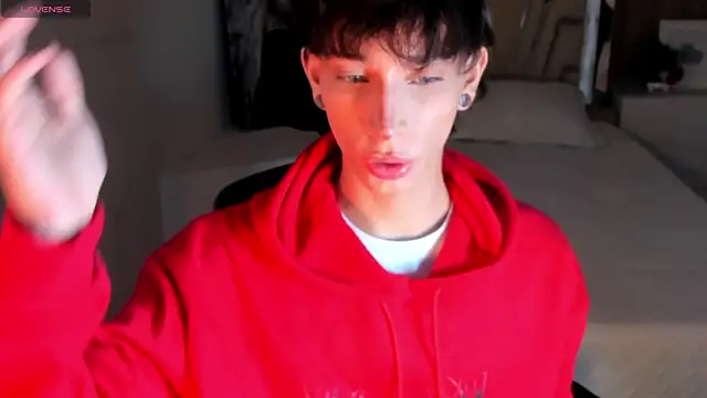 AndyWiilliams online show from April 6, 10:00 pm