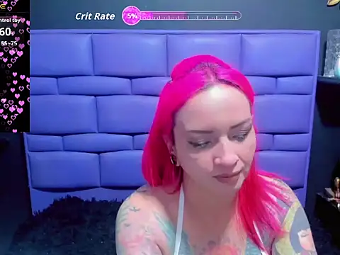 SASHA DERECK online show from February 2, 3:00 pm