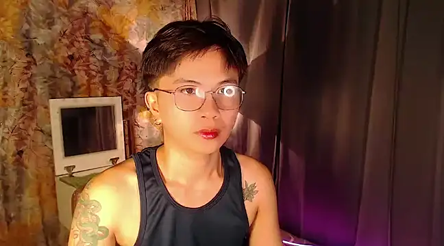 Sexy Handsome Drex online show from February 1, 9:00 am